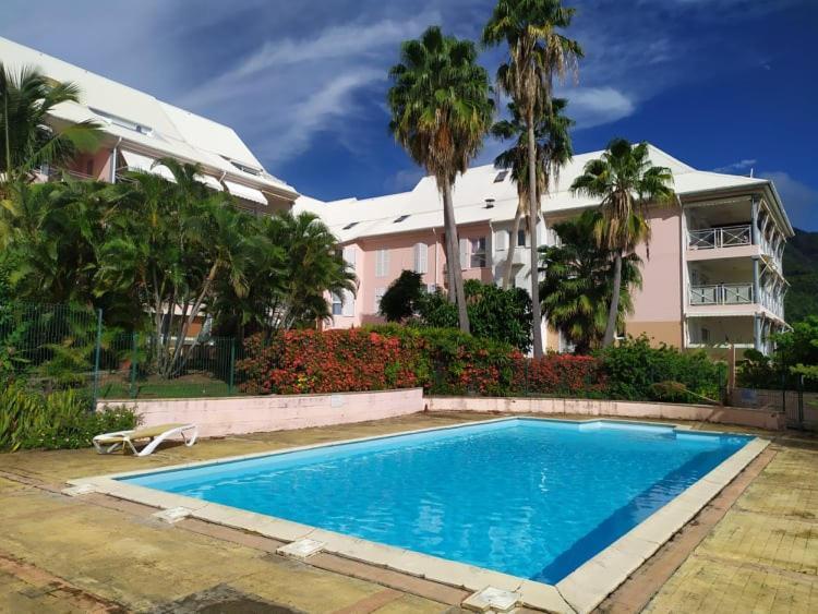 Charmant Appartement En Bord De Mer Avec Piscine Gourbeyre Exterior photo